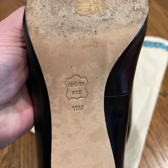 Tory Burch Raleigh heels 70mm black and gold size 11 - Picture 10 of 10